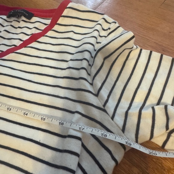 Tommy Hilfiger V-Neck T-Shirt with Red Trim - Picture 3 of 6